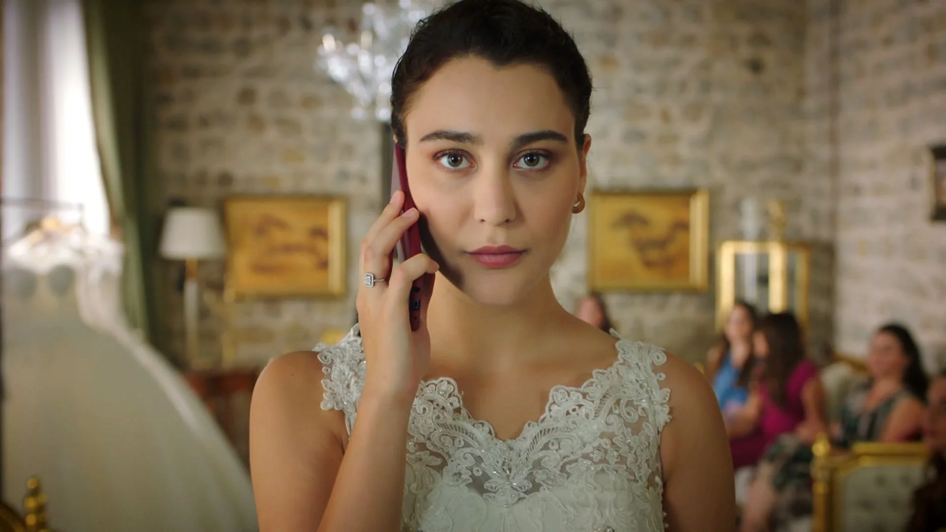 La llamada de Ferit a Hande Corazón herido