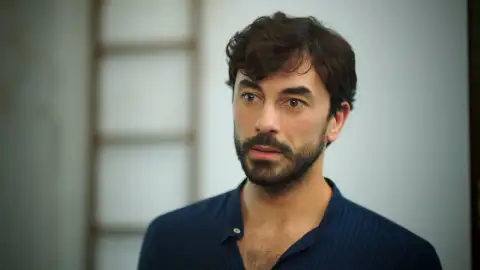 Ferit, sorprendido Corazón herido