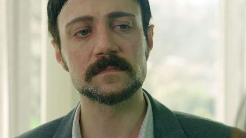 La respuesta de Ahmet a Zeynep cuando esta le pide que deje en paz a su hermana