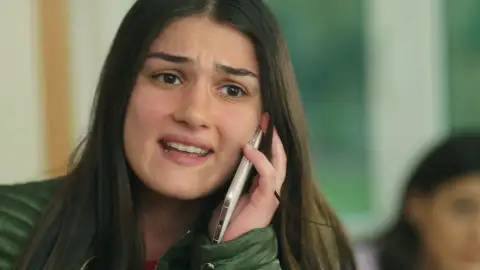 La bronca de Cemre Alas rotas