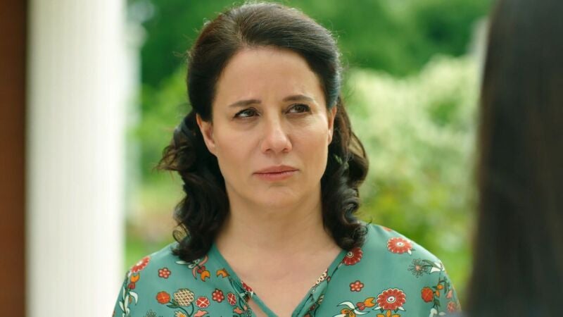 Zeynep y Cemre se encaran por su tía a la que acusan de ser la responsable de todos los problemas