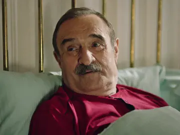 Hikmet advierte a Han sobre Safiye tras confesar sus sentimientos por Inci: "No dejes que se meta" Hikmet advierte a Han sobre Safiye tras confesar sus sentimientos por Inci: "No dejes que se meta"