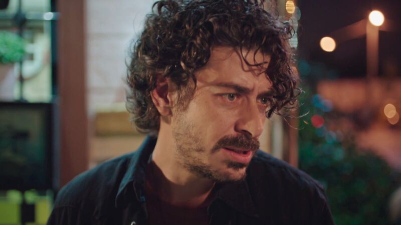 ¡Ebrio y despechado!: El bochornoso numerito de Uygar pidiendo a Inci otra oportunidad