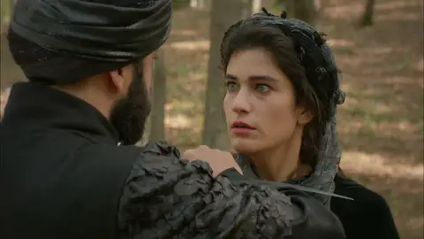 ¡Cae en la trampa de Atmaca!: La confesión de Mihrunnisa que podría salvarle de la muerte ¡Cae en la trampa de Atmaca!: La confesión de Mihrunnisa que podría salvarle de la muerte