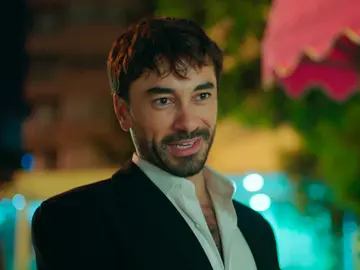 Ferit cumple el sueño de Ayse abriendo una cafetería: “Quiero que seas feliz” Ferit cumple el sueño de Ayse abriendo una cafetería: “Quiero que seas feliz”