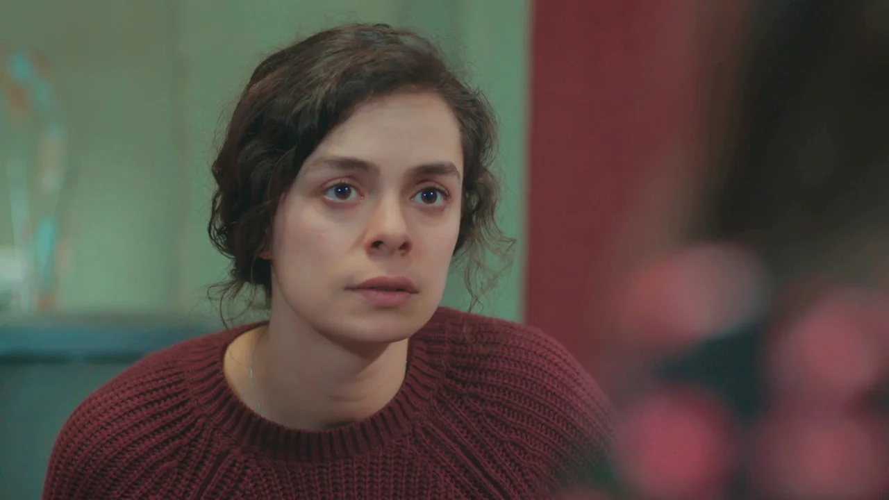Bahar, Ceyda y Yeliz, unidas frente a las adversidades: ¡mujeres al poder! Bahar, Ceyda y Yeliz, unidas frente a las adversidades: ¡mujeres al poder!