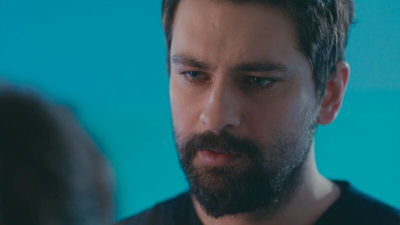 Nazli se llena de valentía y confiesa sus sentimientos a Ferman: 