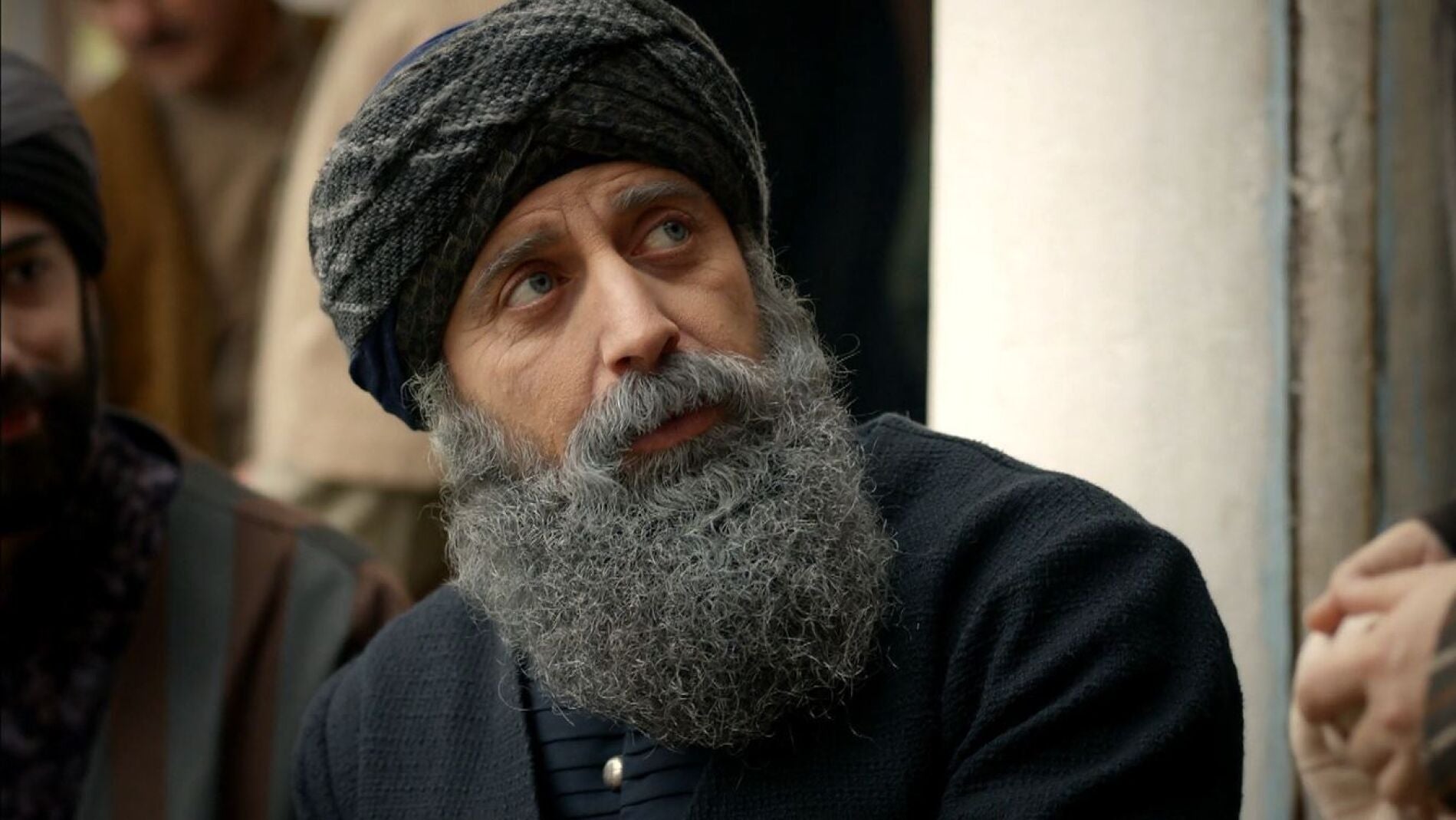 A Solimán le sigue atormentando la muerte de su hijo Mustafá y aumentan ...