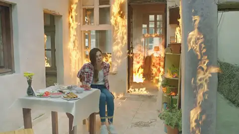 Incendio en la casa de Ayse Corazón herido