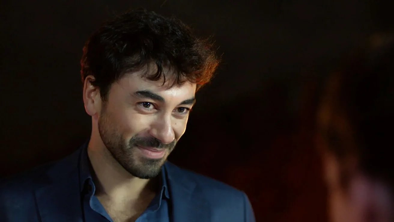 La alegría de Ferit Corazón herido