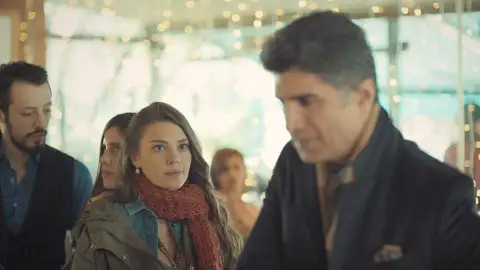 Süreyya conoce a faruk La novia de estambul