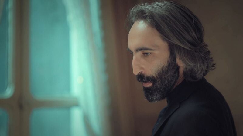 Adem es el hijo de Reyham y tiene un claro objetivo: acabar con los Boran