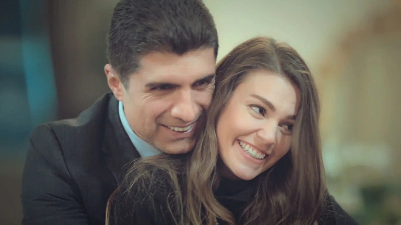 Faruk y Süreyya, felices La novia de Estambul