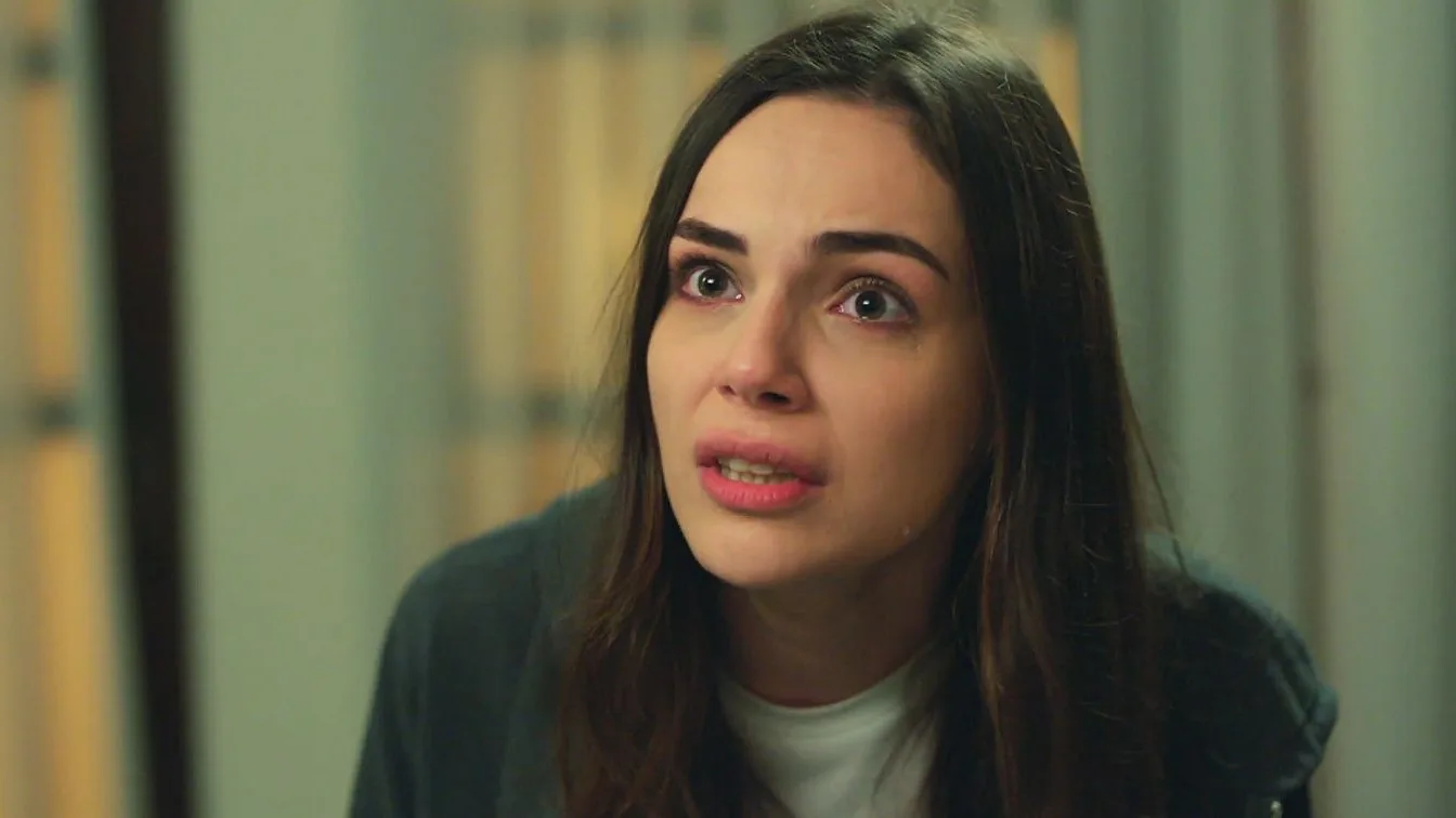 El enfado de Ayse Corazón herido