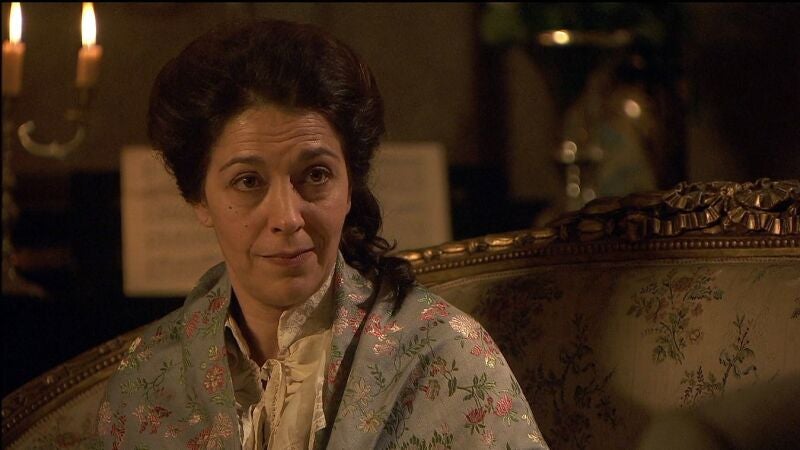 Doña Francisca tiene unos oscuros planes para Angustias, la esposa de Tristán