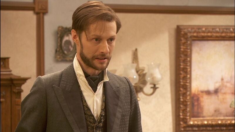 Juan y el marqués de Albi se retan en un duelo a muerte por Soledad