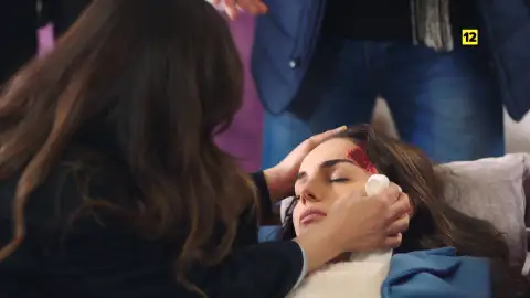 Ayse, herida Corazón herido