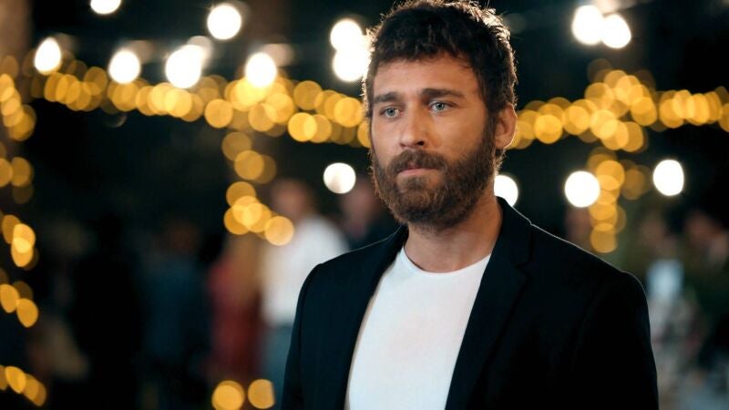 El hijo de Tekin aparece por sorpresa en la boda