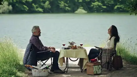 La cita romántica de Mahinur y Cüneyt La cita romántica de Mahinur y Cüneyt