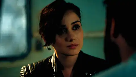 Ipek con Sinan Hermanas