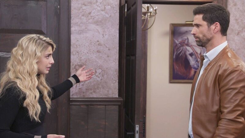 Juan del Monte rompe cruelmente su relación con Sara: 