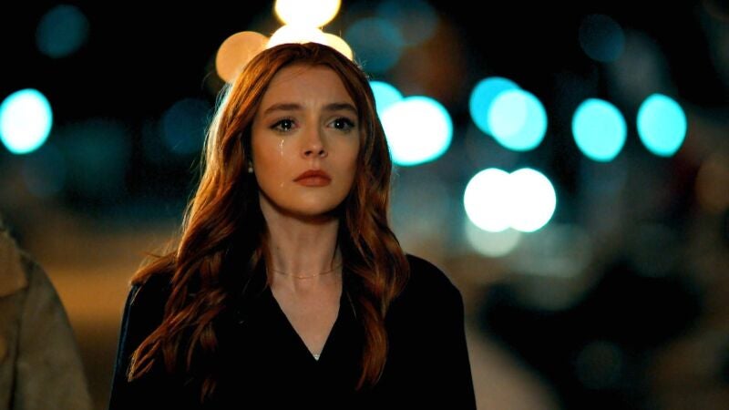 Azra toma una drástica decisión sobre el crimen que todas cometieron