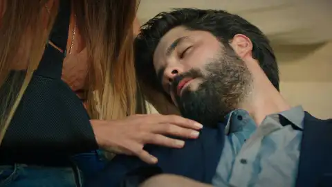 Murat acaba con la vida de Ökkes Murat acaba con la vida de Ökkes