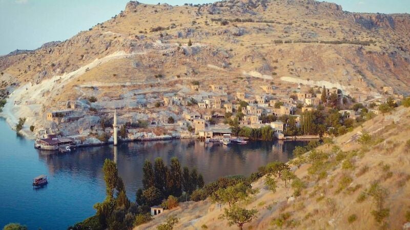 Descubrimos tesoros ocultos de Turquía de la mano de Melek: Halfeti y su puente colgante