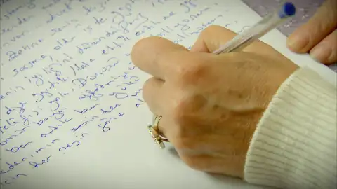 Melek, a punto de descubrir el gran secreto que sus padres le han ocultado durante años Melek, a punto de descubrir el gran secreto que sus padres le han ocultado durante años