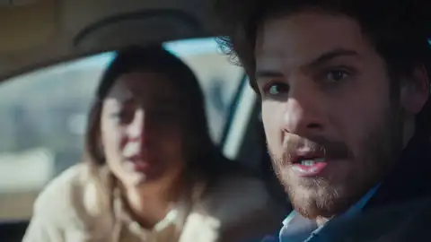 Ömer consigue liberar a Defne secuestrada por Adnan Ömer consigue liberar a Defne secuestrada por Adnan