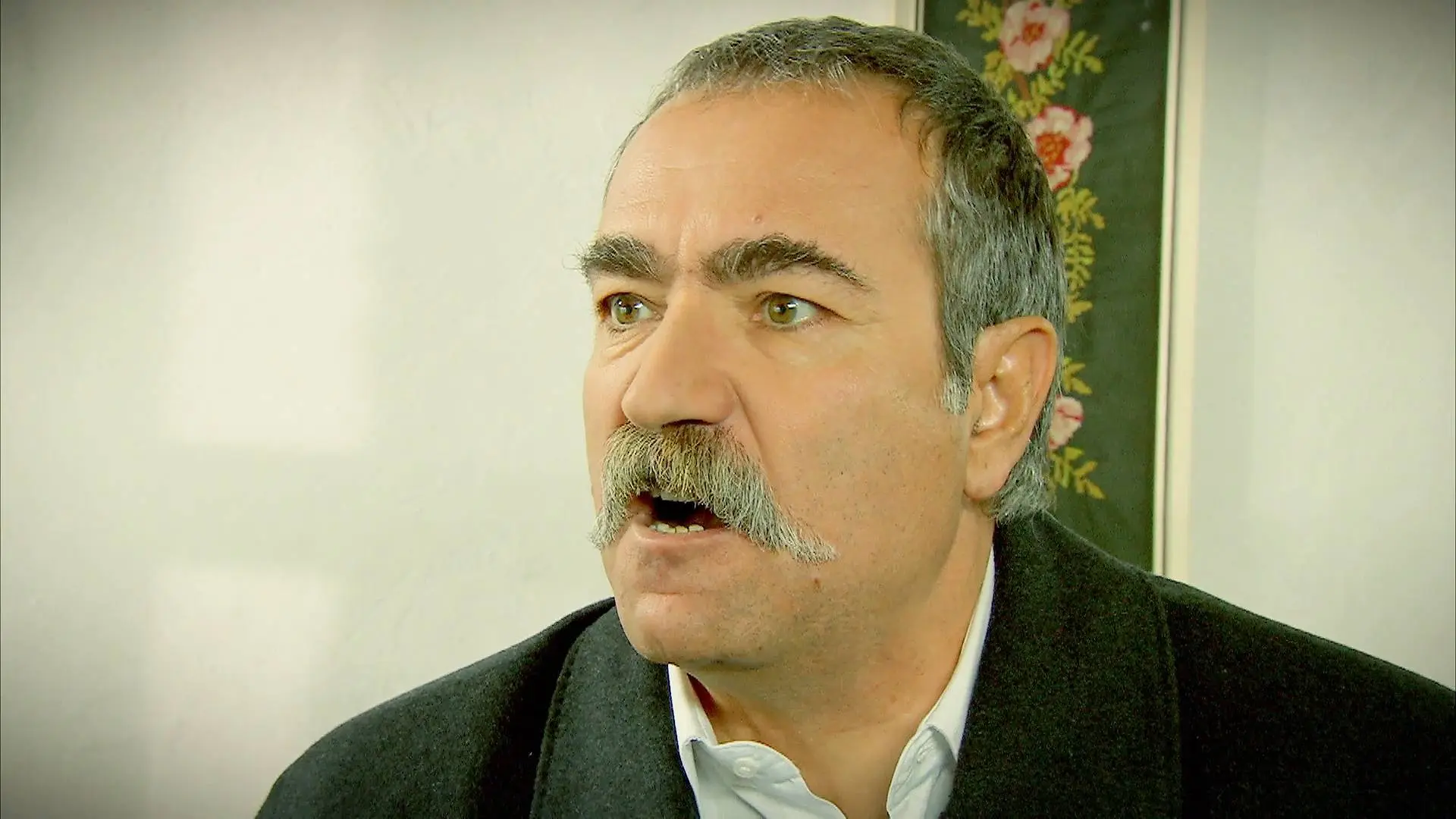 Kadim amenaza a Rashit: "Vas a tener que pagar esta traición con tu vida" Kadim amenaza a Rashit: "Vas a tener que pagar esta traición con tu vida"