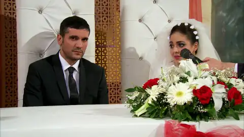 Devra rechaza casarse con Celal y se enfrenta al severo castigo de su abuela Nujin Devra rechaza casarse con Celal y se enfrenta al severo castigo de su abuela Nujin