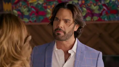 Ernesto chantajea a Vanesa a cambio del divorcio Ernesto chantajea a Vanesa a cambio del divorcio