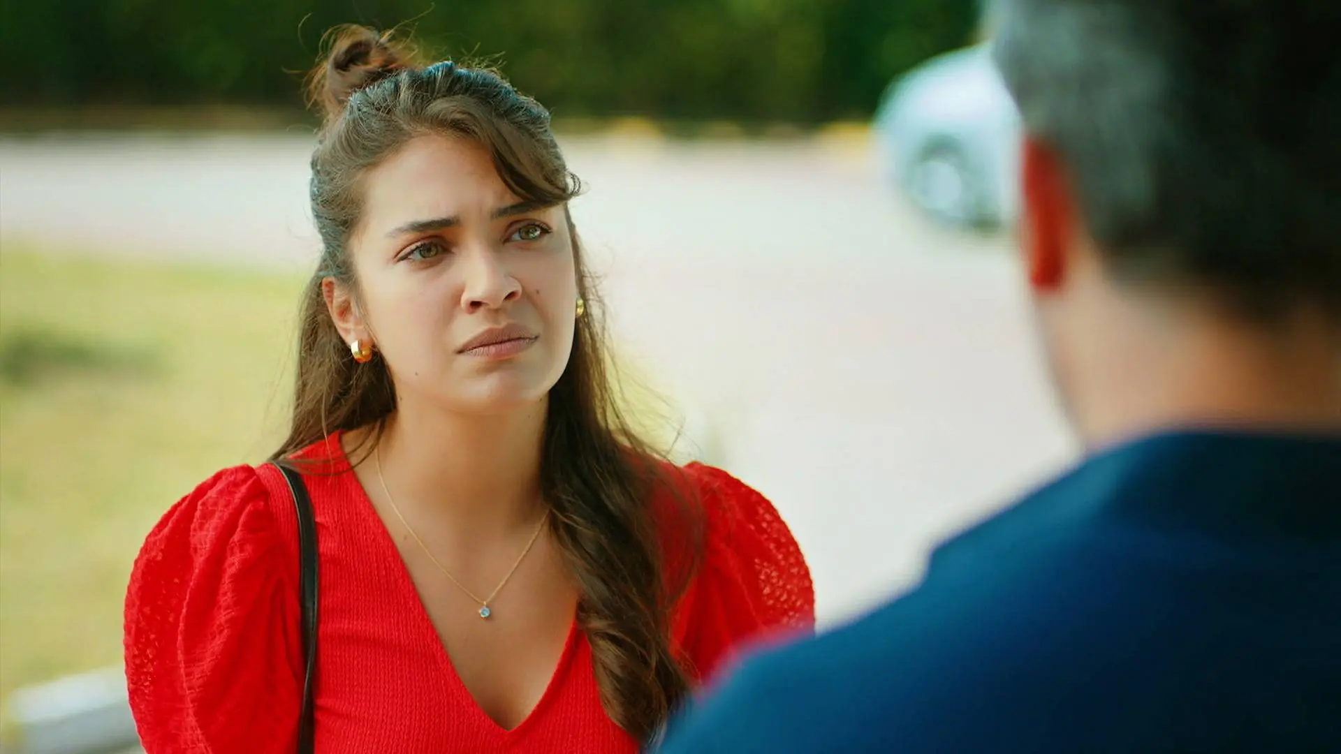Nazim se imagina cómo reaccionaría Nehir si supiera que ha sido engañada 