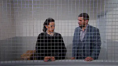 Melek toma una decisión que cambiará su vida para siempre: casarse con Devra para estar cerca de Zehra Melek toma una decisión que cambiará su vida para siempre: casarse con Devra para estar cerca de Zehra