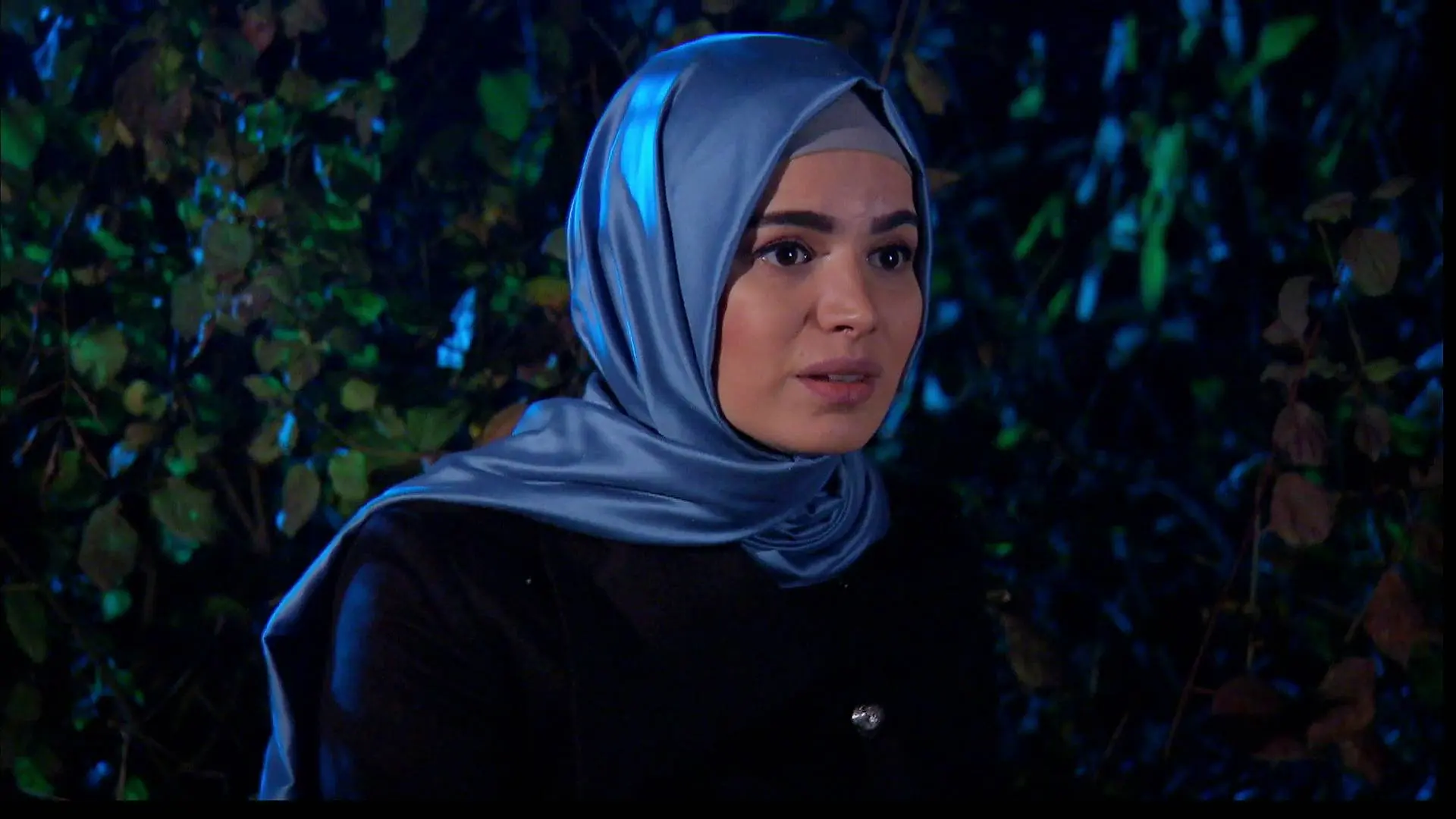 Zeynep confiesa a Azad que a Melek le costó aceptar su muerte Zeynep confiesa a Azad que a Melek le costó aceptar su muerte