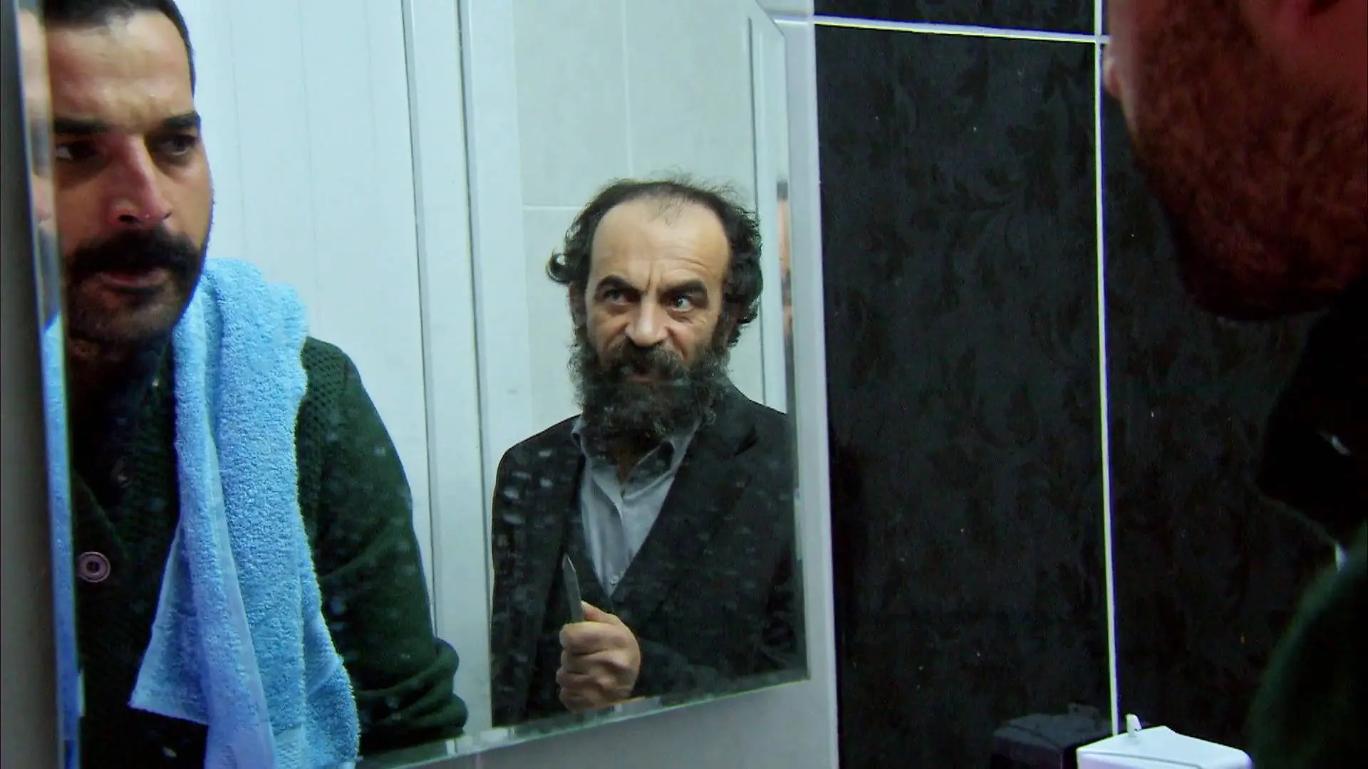 Devra intenta asesinar a Azad&hellip; &iexcl;Pero no le sale bien la jugada!