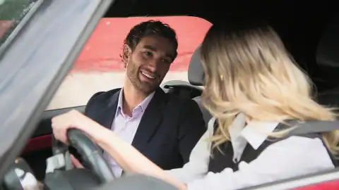 La visita de Iker sorprende a Doménica La visita de Iker sorprende a Doménica