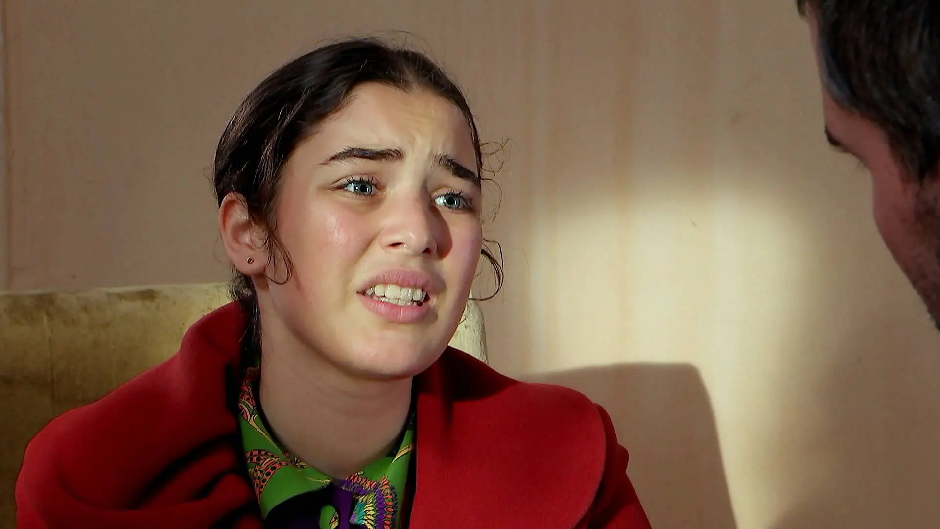 Devra ve a Zehra como una amenaza ¿qué hará con la pequeña?