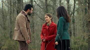 Las fechorías de Kadim, al descubierto: Zehra revela a Azad y a Melek la comprometida conversación del padre de Devra con su hijo 