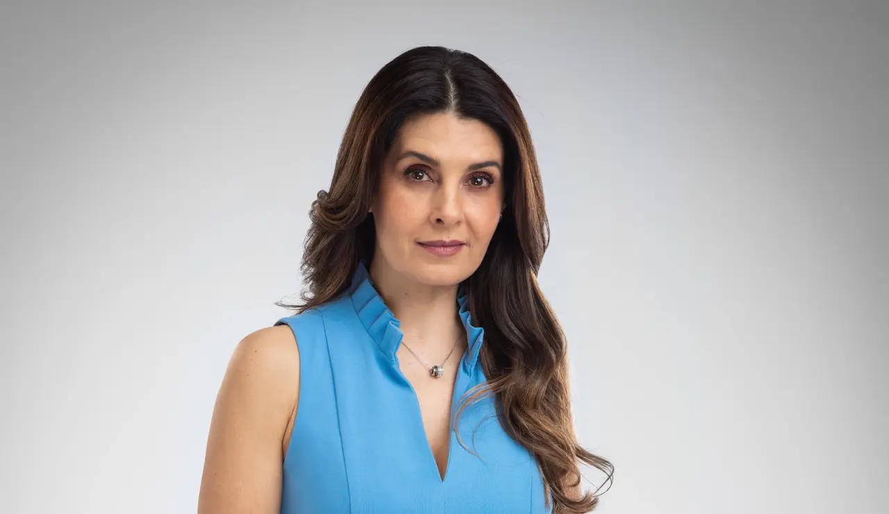 Alicia Montiel descubre la infidelidad de su marido, y Martín Guerra le hará volver a creer en el amor