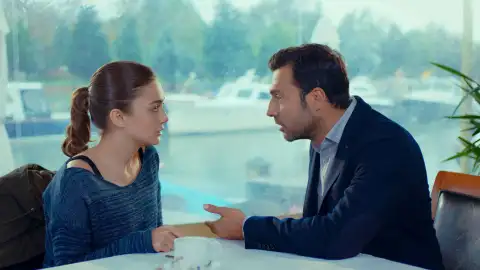 Ömer y Gülru Guerra de rosas