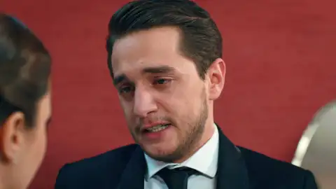 Cihan Guerra de rosas