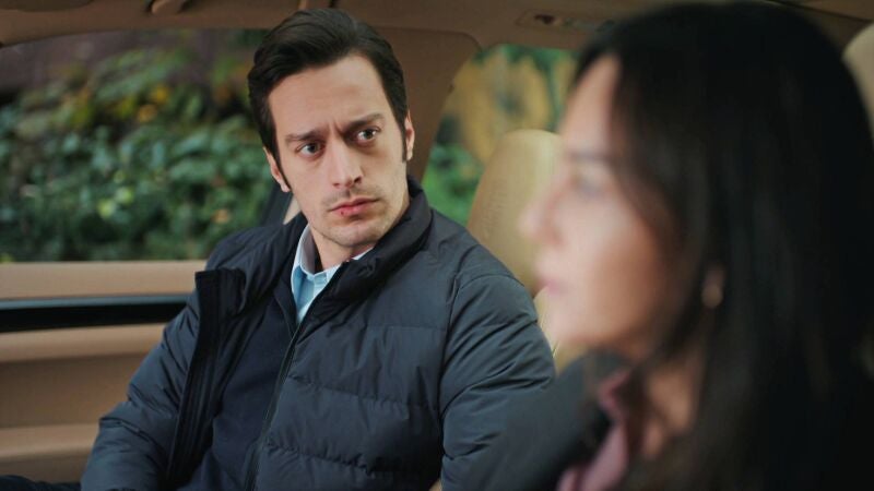 Sedat traza un plan para fugarse con Cana pero antes debe divorciarse de Nalan