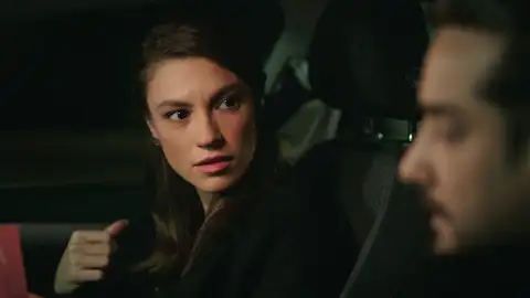 Melisa Tras el cristal