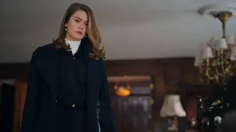 Nalan Tras el cristal