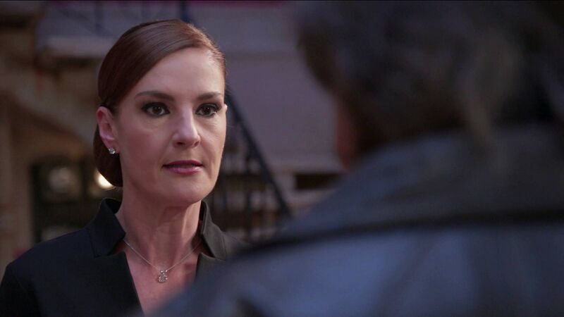 Constanza desata su furia: promete destruir a su esposo infiel y arrebartarle todo tras su traición con Chole 