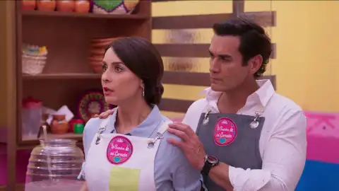 Natalia cumple su sueño de abrir su fonda, pero Adrián lo arruina con sus planes malintencionados Natalia cumple su sueño de abrir su fonda, pero Adrián lo arruina con sus planes malintencionados