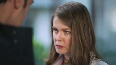 Nalan Tras el cristal