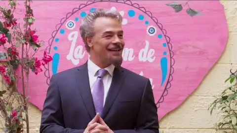 Adrián hace pública su reconciliación con Natalia Adrián hace pública su reconciliación con Natalia